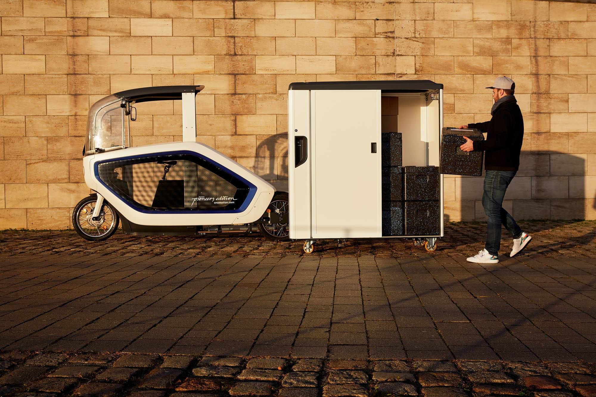 Mit dem E-Cargobike des Berliner Startups Ono sollen Pakete ausgeliefert werden. Bild: Janine Graubaum / zvg