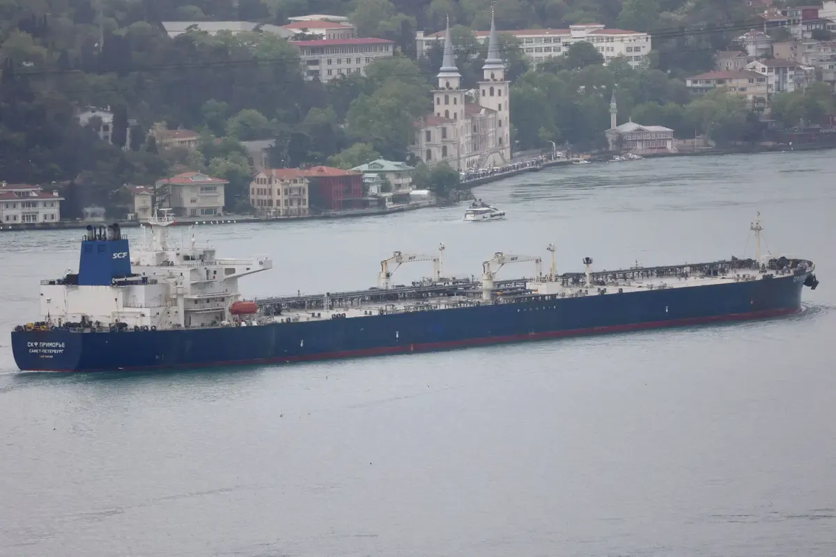 Der russische Öltanker «Primorje» gehört zu den Schiffen, die die indische Raffinerie von Mittal mit Öl beliefert haben sollen.