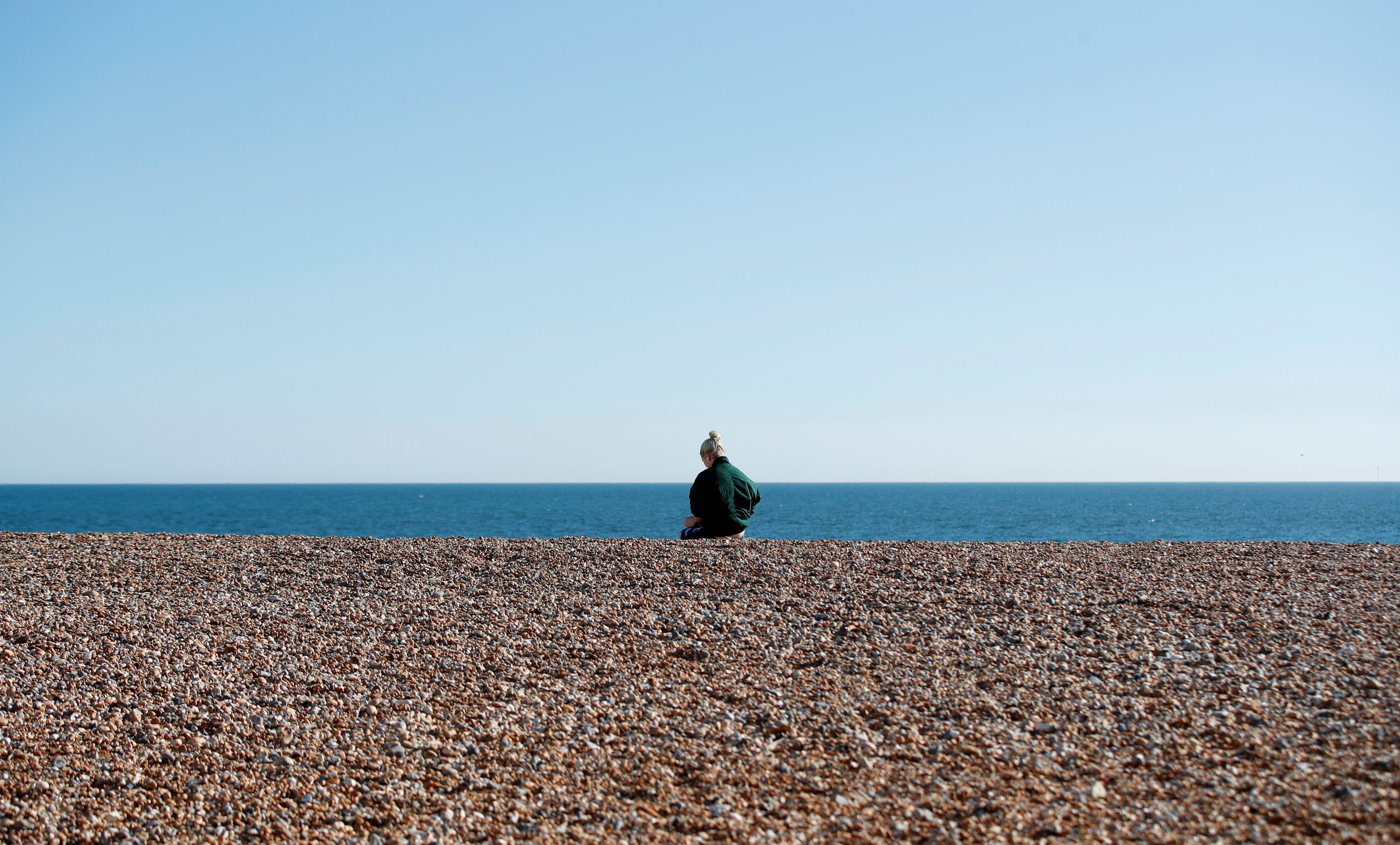 Die Luft über dem Meer ist heute so sauber, dass das Wasser mehr Sonnenstrahlung aufnimmt als früher.
