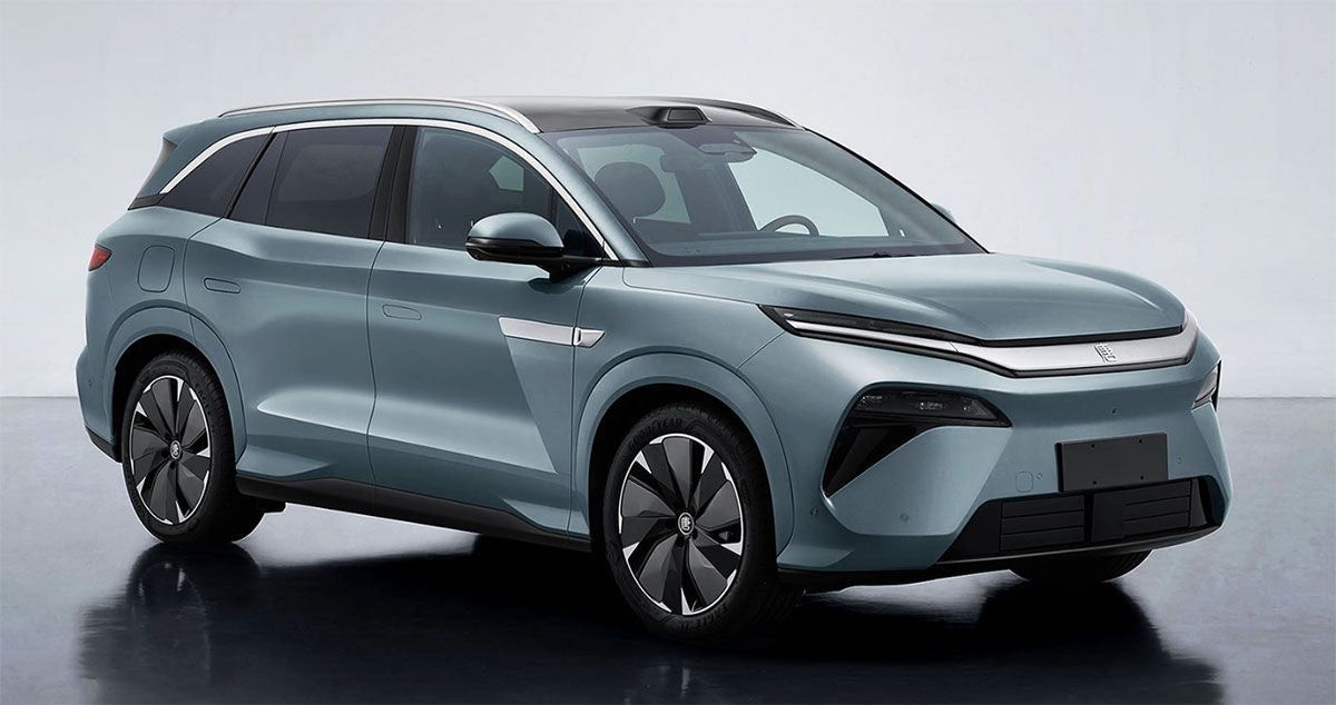 Der BYD Tang L verfügt über gleiche Leistungswerte wie der Han L und bietet bis zu sieben Sitze.