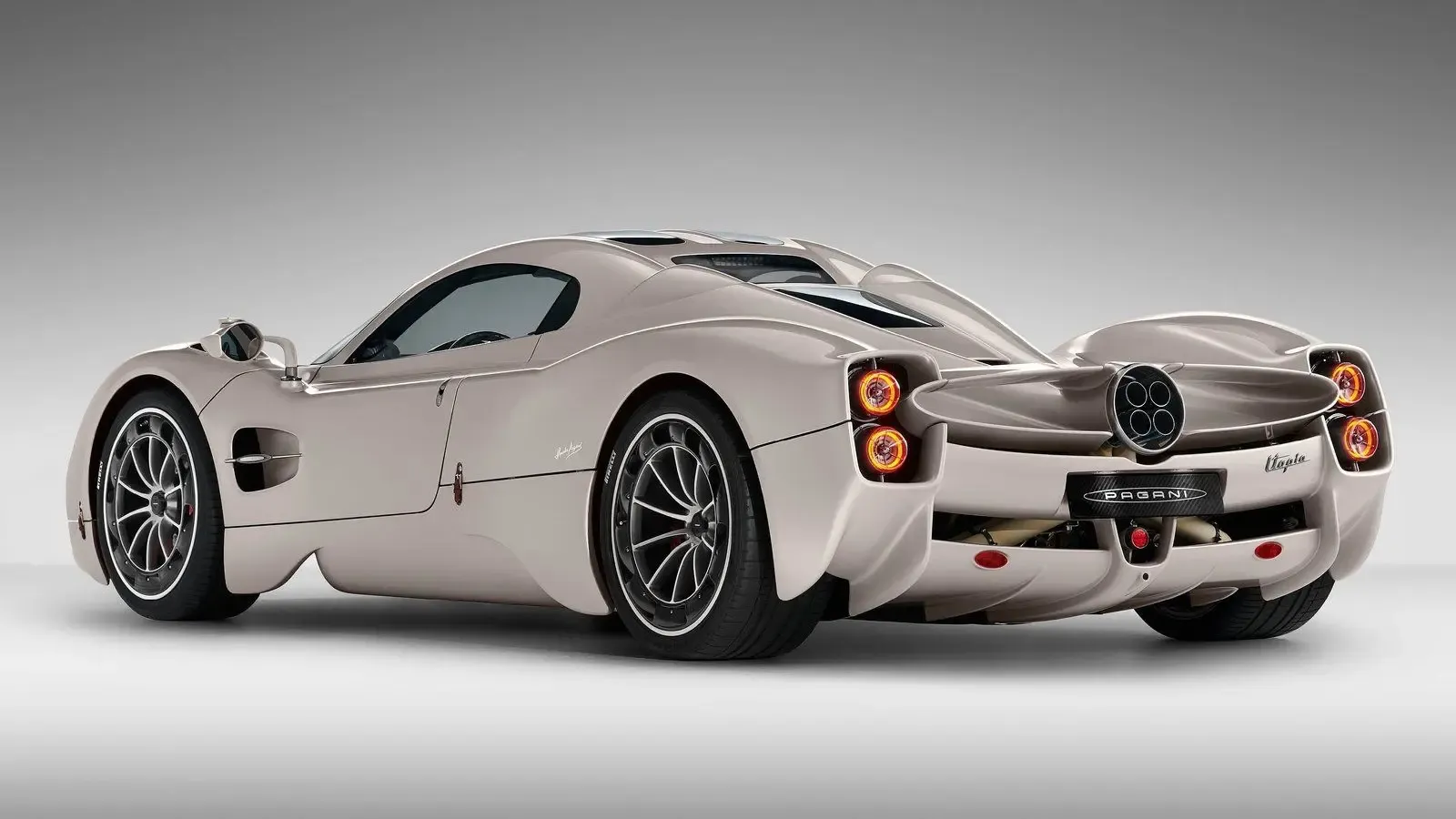 Bild des Supersportwagens Pagani Utopia