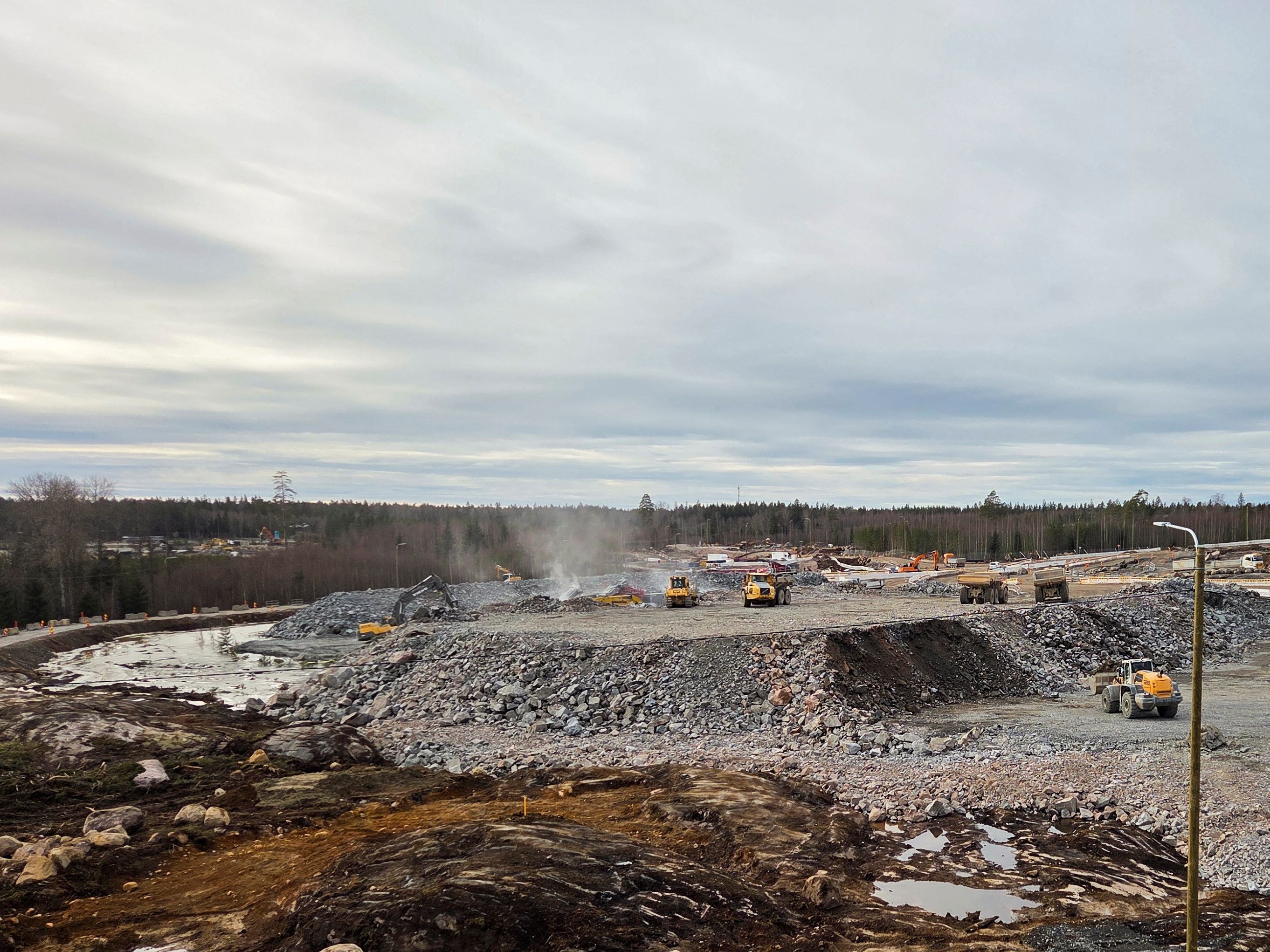 Microsoft baut in Finnland an neuen Datenzentren, die mittels grüner Energie auch das Nachhaltigkeits-Image des Unternehmens stärken sollen.
