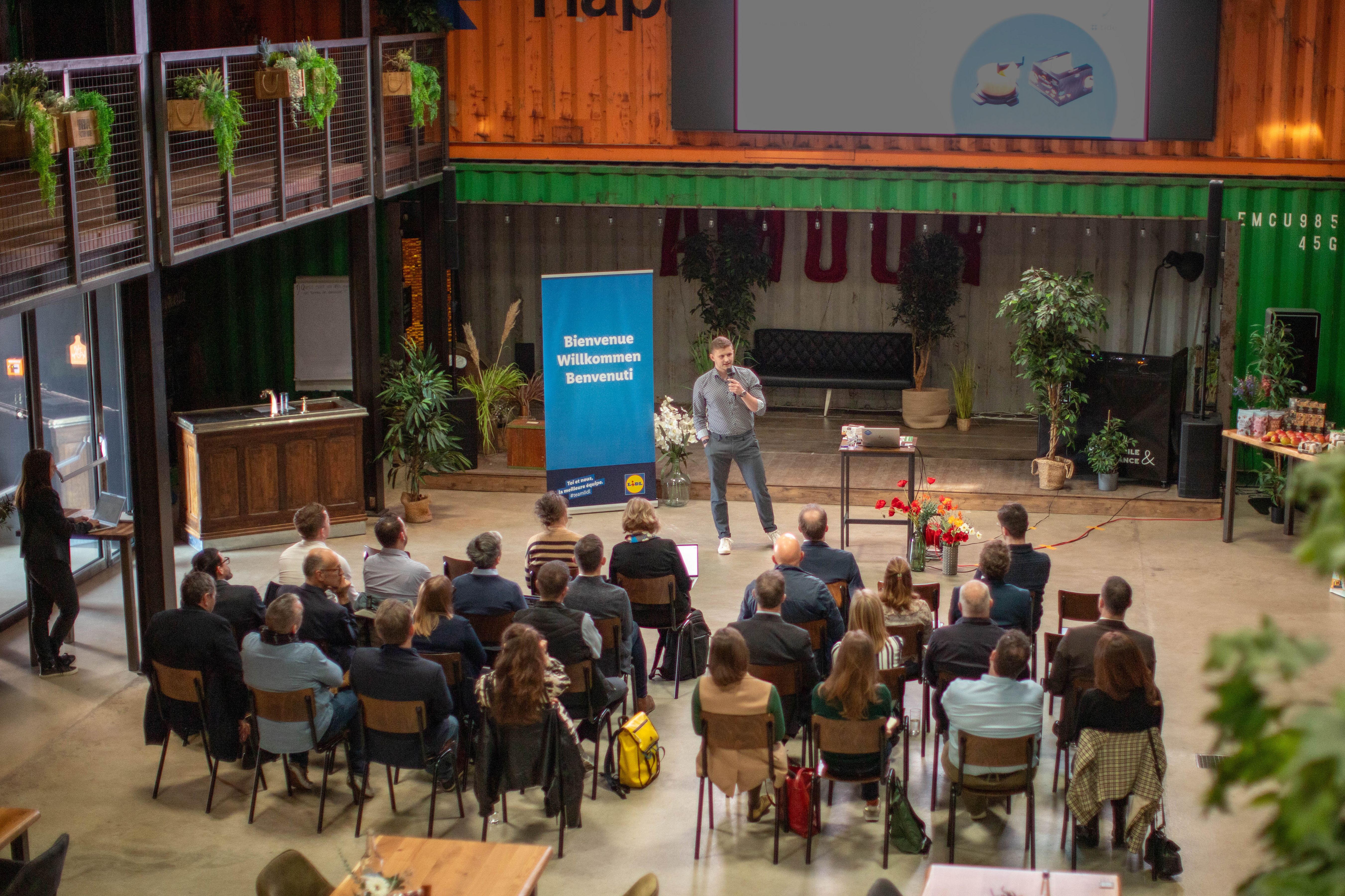 Samuel Villiger spricht am Lidl-Stakaeholder-Event in der Westschweiz im März 2026
