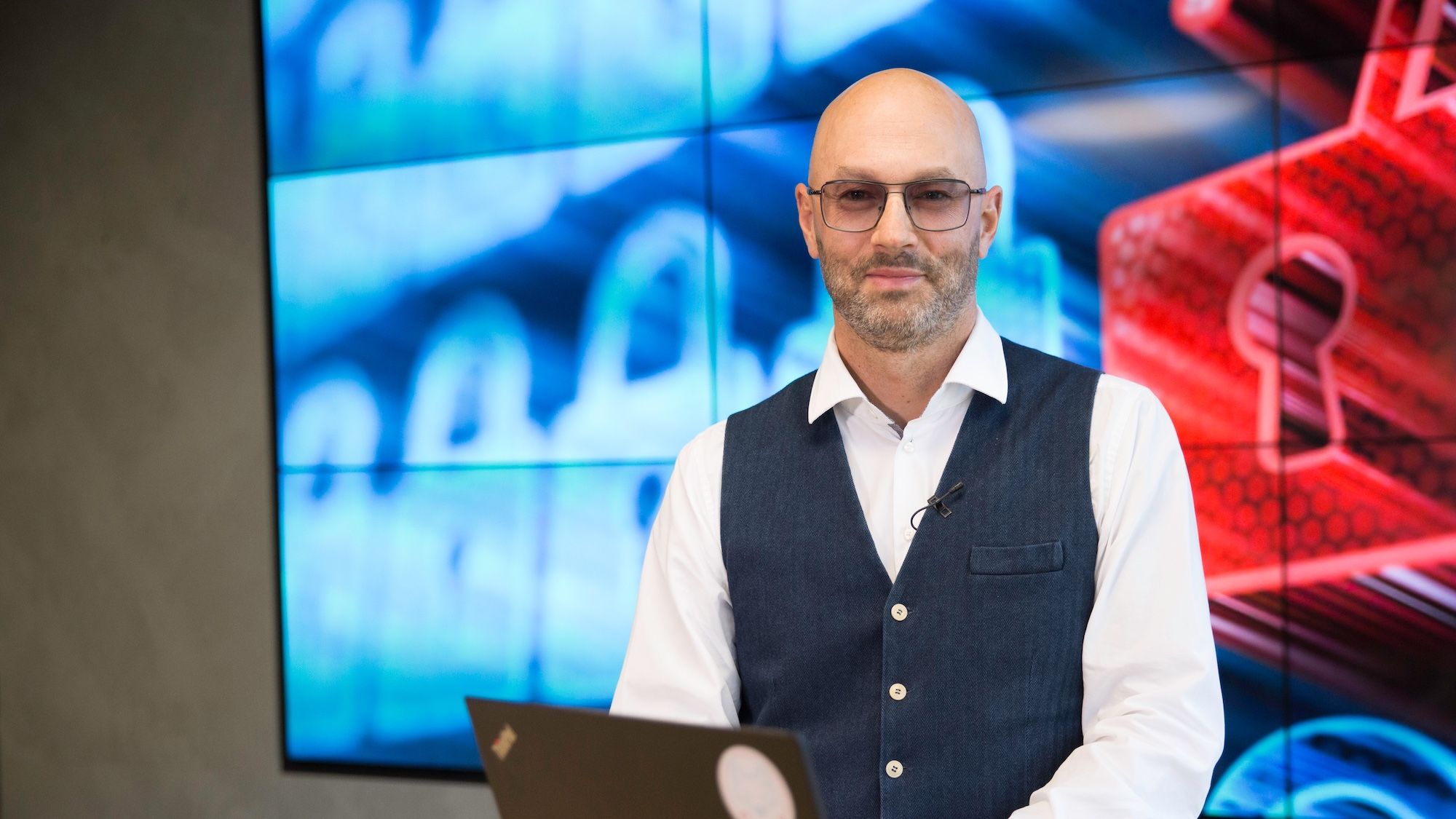 Simon Seebeck, Mobiliar