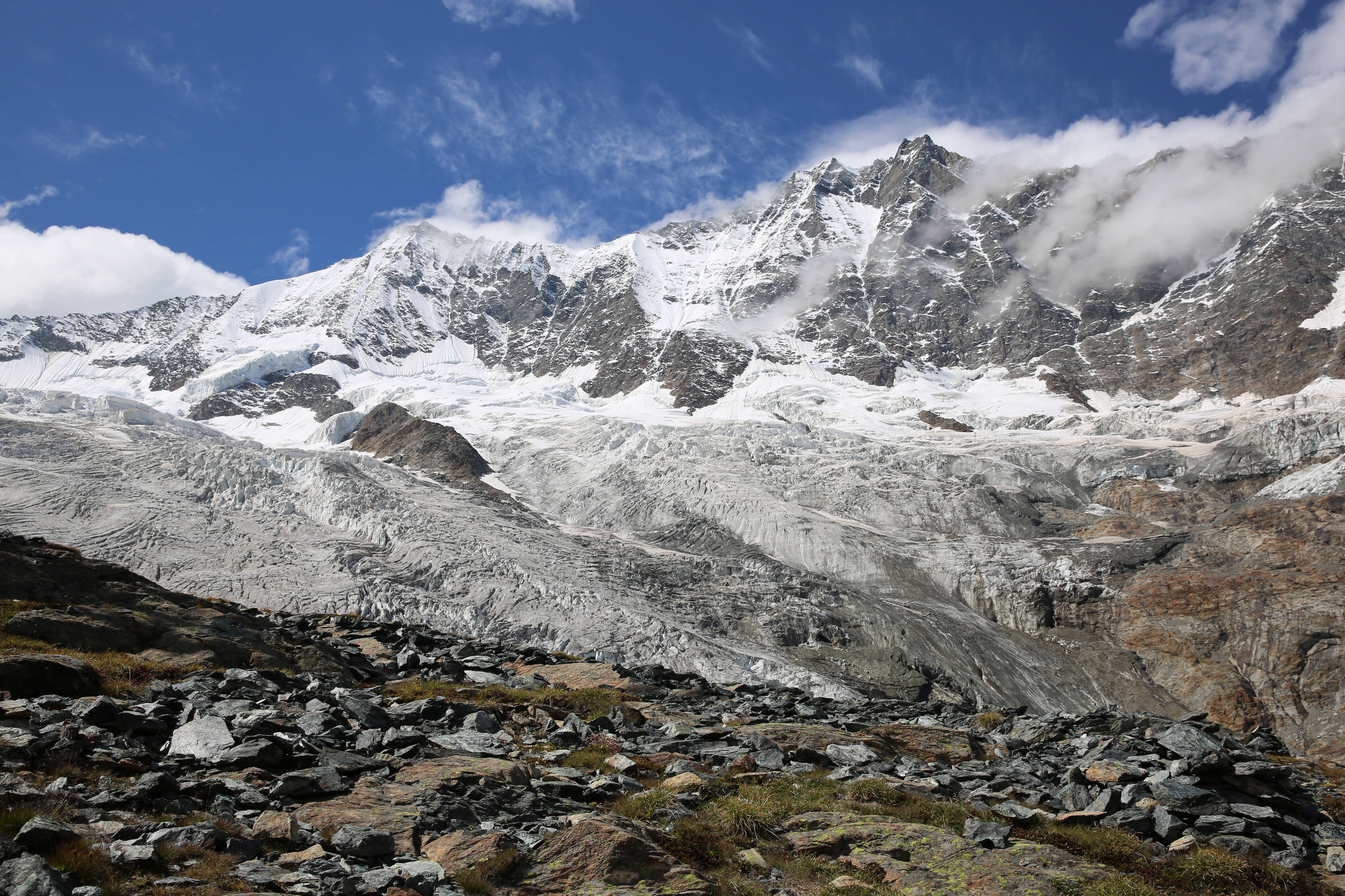 Bild des Feegletschers oberhalb von Saas-Fee