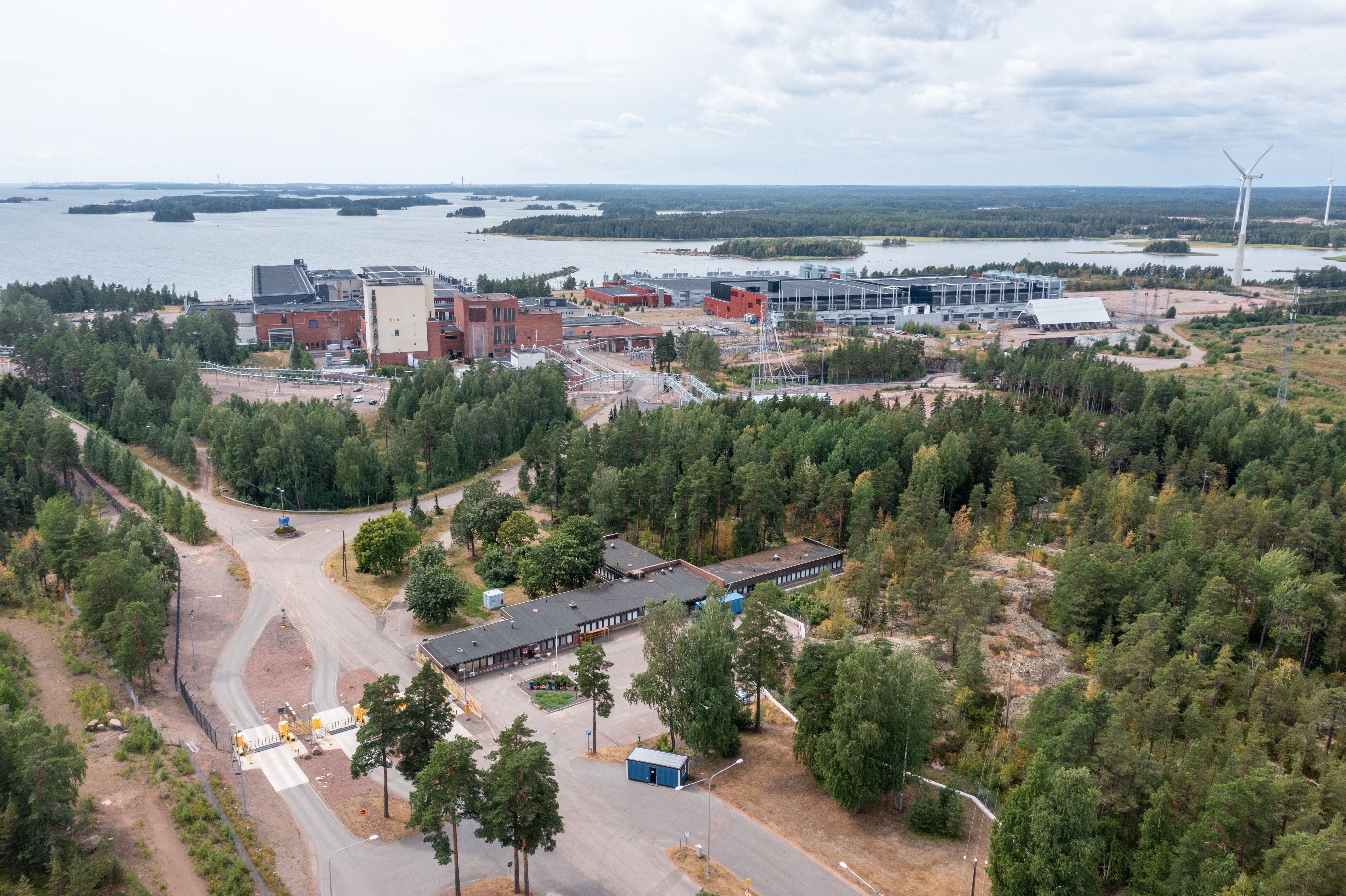 Im finnischen Hamina baute Google eine alte Papierfabrik zu einem Rechenzentrum um, das mit Meerwasser gekühlt wird.