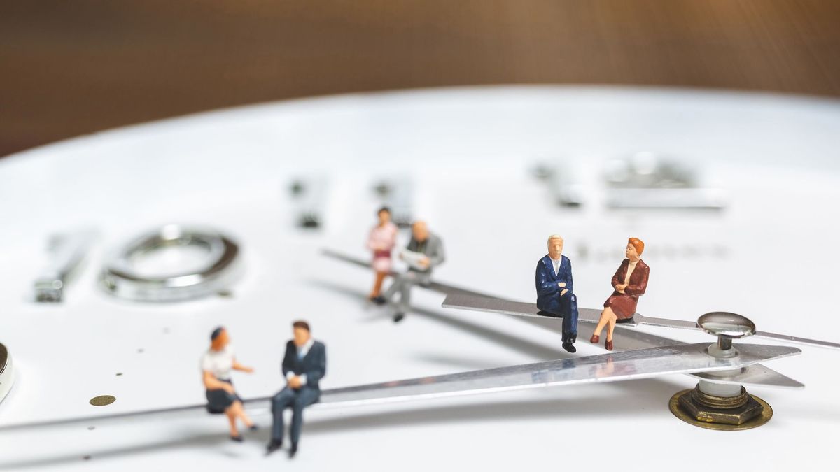 Keynes, KI und die Stempeluhr: Kommt nun die 15-Stunden-Woche?