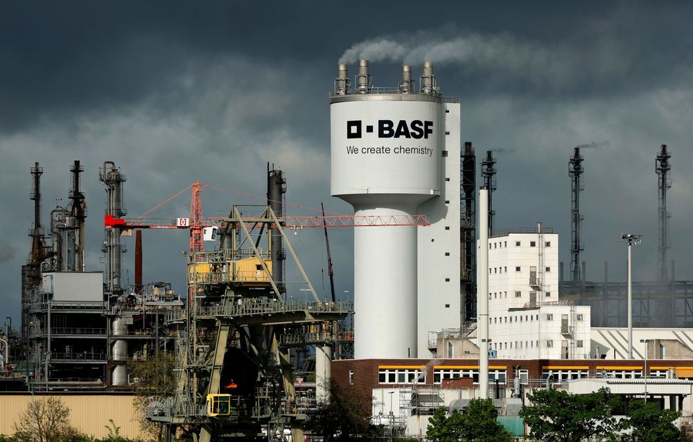 Blick auf das Werksgelände des Chemiekonzerns BASF in Ludwigshafen am Rhein.