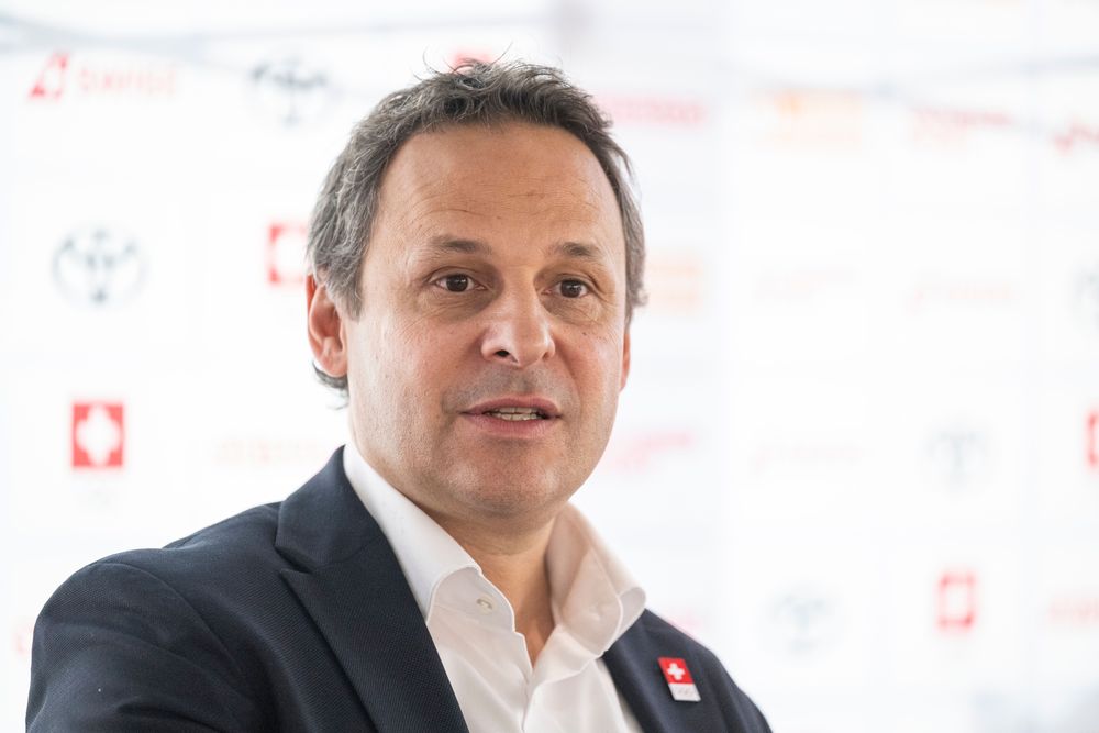 Ralph Stöckli, Chef de Mission von Swiss Olympic erklärt, wo die Nähe der Spiele in Italien tatsächlich Spielraum schafft – und warum am Ende vor allem die Nachnutzung von Infrastruktur über die Bilanz entscheidet.