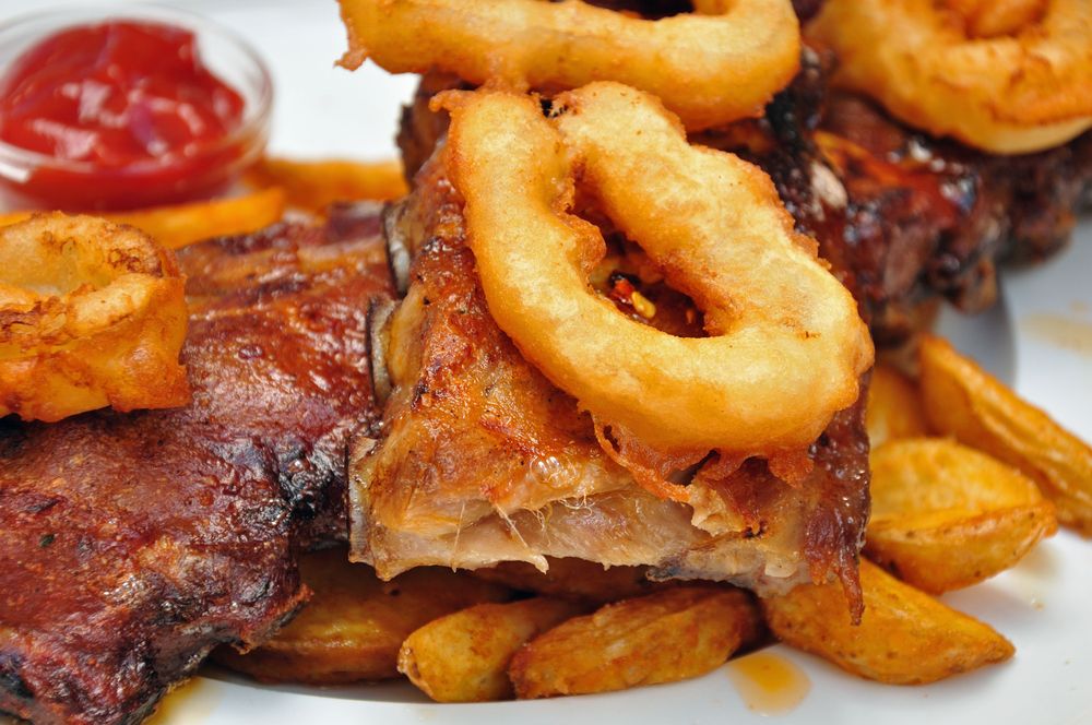 Secondo il Consiglio federale, la popolazione svizzera ha una dieta squilibrata.