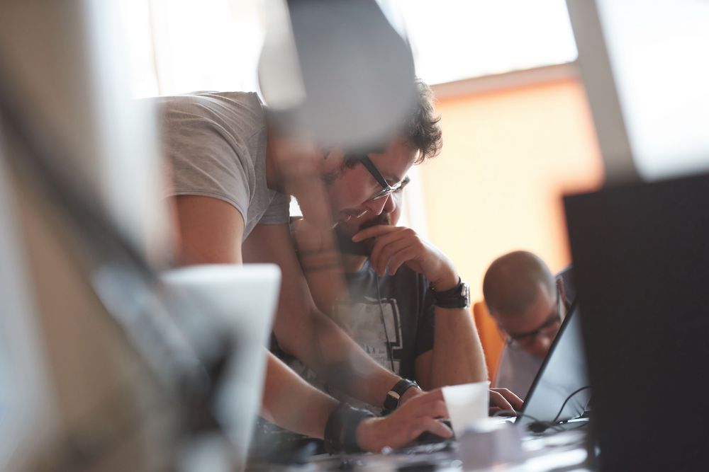 EY Startup Barometer Schweiz 2026: Investoren setzen wieder stärker auf Schweizer Jungfirmen