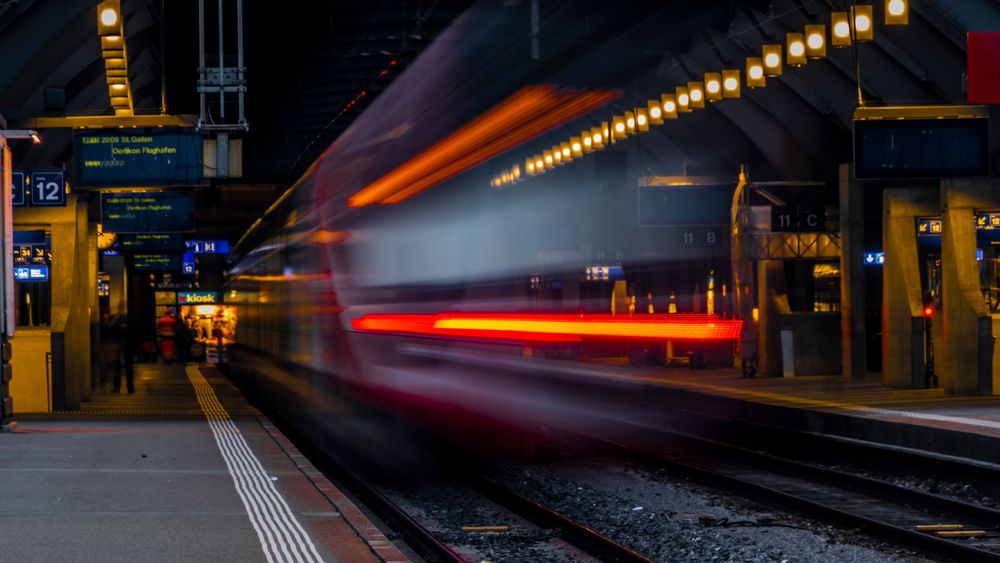 Die Züge in der Schweiz sind sehr pünktlich. Das ist bei Auslandsverbindungen teilweise anders.  Bild: Imago