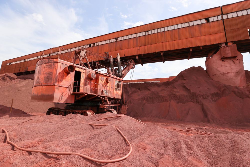 Abbau von Eisenerz in einer Mine in Russland