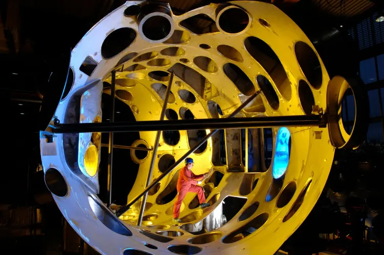 Der Stellarator Wendelstein 7-X dient als Vorbild für das Fusionskraftwerk, das Proxima Fusion bauen will.