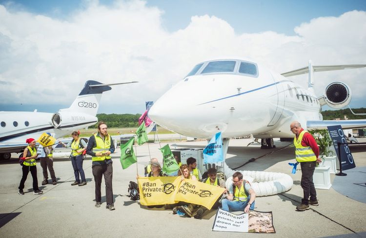Activits protest against private jets at EBACE in Geneva