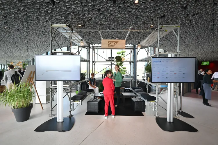 SSF_23-Fotos_WEB_2400px-Netzwerkzone-112