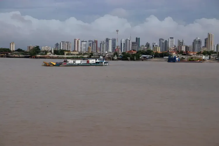 Die Regierungen der Welt sitzen ab Montag wieder an einem Tisch, um über die Zukunft der Klimapolitik zu diskutieren. Dieses Jahr findet die Klimakonferenz in der Stadt Belém statt.