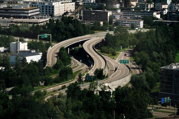 Blick auf die Autobahn in Dübendorf
