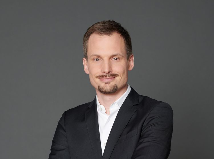 Jonas Projer, Chefredaktor NZZ am Sonntag