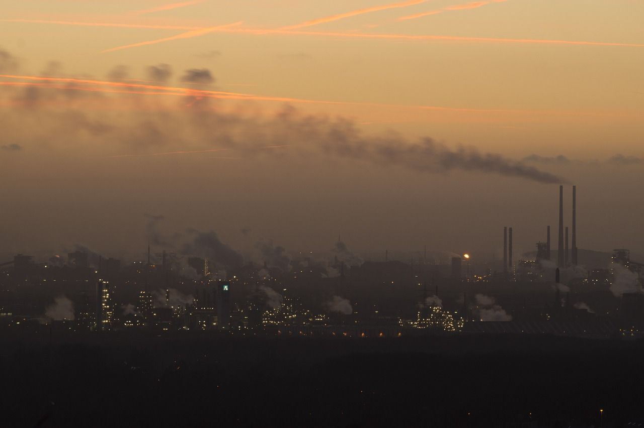 https://pixabay.com/photos/environmental-pollution-588810/