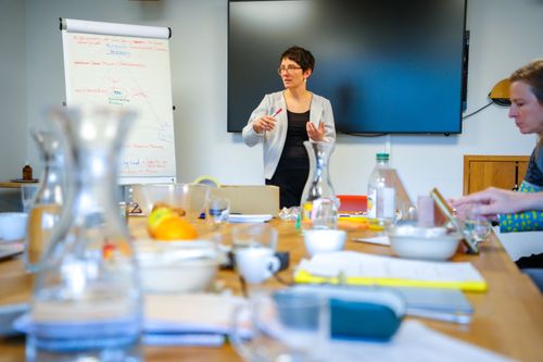 Der gesellschaftliche Impact der Geschäftsidee müsse messbar sein, sagt Rahel Pfister, Geschäftsführerin von SENS.