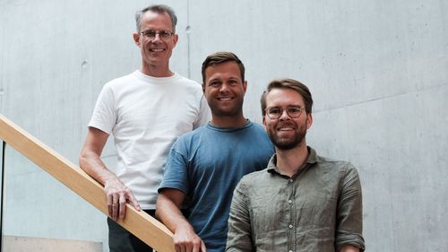 viboo wurde 2022 von Felix Bünning, Benjamin Huber-Steinemann und Matthias Sulzer gegründet. 