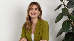 Lynn-gruetter-portrait-215.jpg